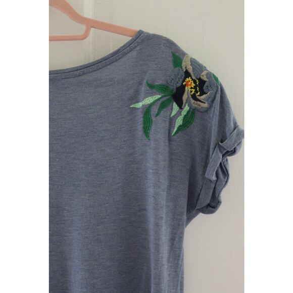 Women's Size Medium Hannah Lightweight Flowers Blue - Picture 6 of 6